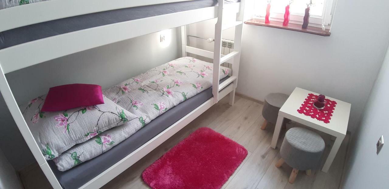 Greathome Apartment *